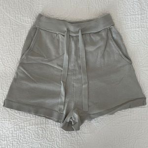 NWOT H&M High Waisted Knit Shorts
